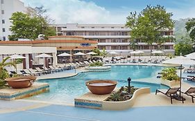 Отель Hilton Trinidad & Conference Centre Port of Spain Exterior photo
