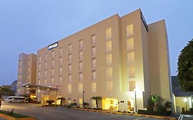 Отель City Express By Marriott Tijuana Insurgentes Exterior photo