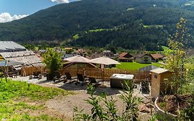 Apartments, Guest House & Historic Chalet Neuhaus San Sigismondo Exterior photo