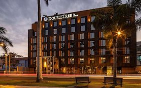 Отель Doubletree By Hilton Lima San Isidro Exterior photo