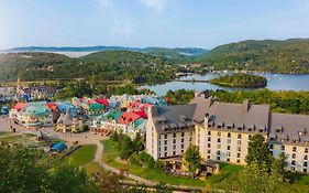 Отель Fairmont Tremblant Exterior photo