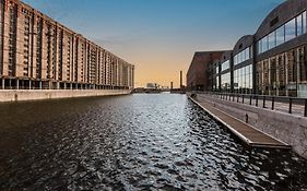 Titanic Hotel Ливерпуль Exterior photo