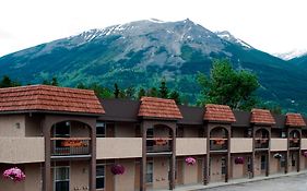 Maligne Lodge Джаспер Exterior photo