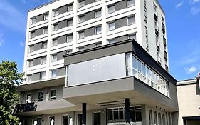 Hotel Karpatia Гуменне Exterior photo