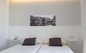 Отель Hostal La Palma Форнельс Room photo