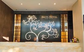 Brits Hotel Puri Indah Джакарта Exterior photo