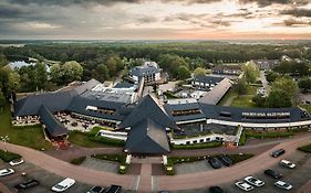 Van Der Valk Hotel Gilze-Тилбург Exterior photo