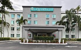 La Quinta Inn & Suites By Wyndham Sawgrass Санрайз Exterior photo