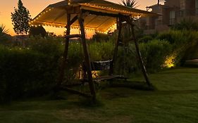 Вилла Palermo Chalet In Marina Wadi Degla Ain Sokhna With 250 Sqm Private Garden & Near To The Beach Айн-Сохна Exterior photo