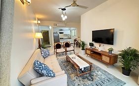 Retro Vintage Retreat 2Bhk Apt Zennova Stays, 5Mins From Dabolim Airport Exterior photo