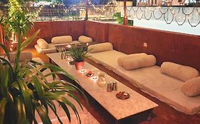 Chillout - A Boutique Hotel & Rooftop Restaurant Джапур Exterior photo