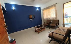 Colva Blue Building Service Apartments Exterior photo