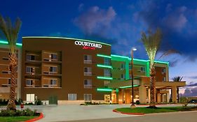 Отель Courtyard By Marriott Виктория Exterior photo