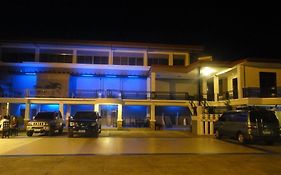 Northview Hotel Лаоаг Exterior photo