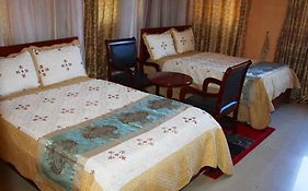 Pearl Highway Hotel Kibuye Кампала Room photo