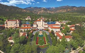 Отель The Broadmoor Колорадо-Спрингс Exterior photo
