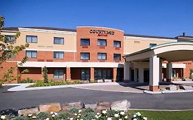 Отель Courtyard By Marriott Гамильтон Exterior photo