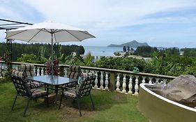 Апартаменты Hibiscus House Seychelles Self Catering Виктория Exterior photo