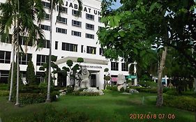 Отель Phranakhon Grand View Бангкок Exterior photo