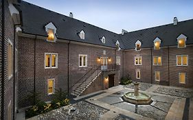 Отель Wedmore Place Вильямсбург Exterior photo