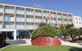 Klass Hotel Кастельфидардо Exterior photo
