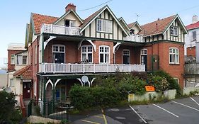 Stafford Gables Hostel Дьюндин Exterior photo