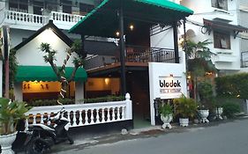 Bladok Hotel & Restaurant Джокьякарта Exterior photo