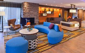 Fairfield Inn & Suites By Marriott Коралвилл Exterior photo