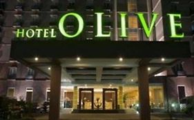 Hotel Olive Тангеранг Exterior photo