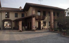 Bed and Breakfast Al Calar Della Sera Sommariva del Bosco Exterior photo