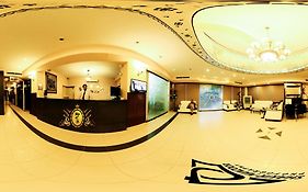 Hotel Crown Inn Карачи Exterior photo