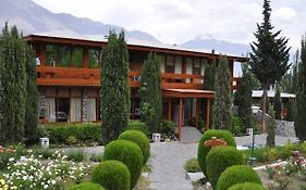 Gilgit Serena Hotel Exterior photo