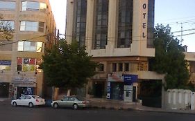 Razan Hotel Амман Exterior photo