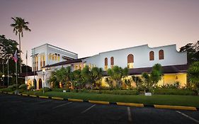 Montebello Villa Hotel Себу Exterior photo