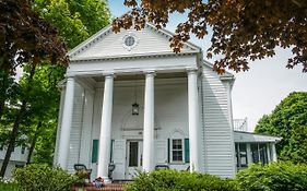 Anne'S White Columns Inn Бар Харбор Exterior photo