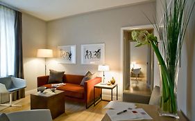 Escalus Luxury Suites Верона Room photo
