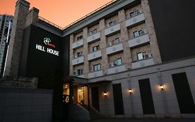 Отель Hill House Myeongdong Сеул Exterior photo