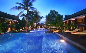 Aston Sunset Beach Resort - Гили Траванган Exterior photo