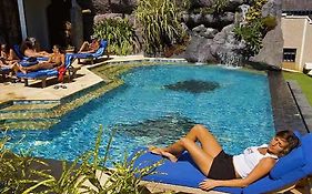 Manta Ray Bay Resort Колониа Exterior photo