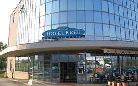 Hotel Krek Superior Лешче Exterior photo