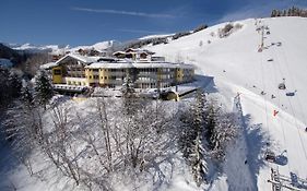 Hotel Residenz Hochalm - Ski In - Ski Out Зальбах-Хинтерглемм Exterior photo