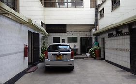 Paris Hotel Найроби Exterior photo
