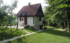 Holiday Home Alibegovic Високо Exterior photo