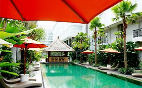 B Hotel Bali & Spa Денпасар Exterior photo