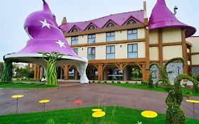 Gardaland Magic Hotel Кастельнуово-дель-Гарда Exterior photo