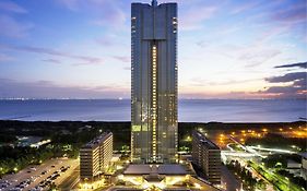 Apa Hotel & Resort Tokyo Bay Makuhari Тиба Exterior photo