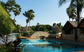 Kingfisher Safaris Resort Hotel Джинджа Exterior photo