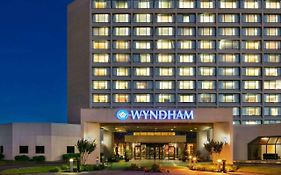 Отель Wyndham Талса Exterior photo