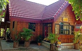 Song Lao Guesthouse Тхакхэк Exterior photo