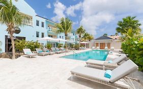Dolphin Suites & Wellness Curacao Виллемстад Exterior photo